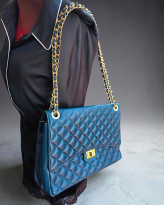 borsa vera pelle tipo Chanel 