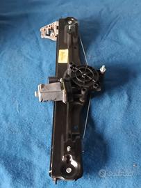 Alzavetro elettrico ant DX Lancia ypsilon 2016