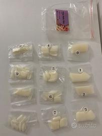 Kit ricostruzione con clip per unghie finte