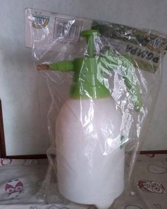 Pompa a pressione manuale per giardino