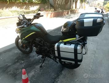 Benelli Trk 702 x + Passaggio