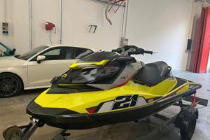 Moto d'acqua riparazione e assistenza