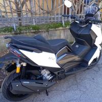 PROMO SCOOTER WOTTAN GT2 300cc MOTORE . PIAGGIO A 