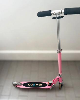 Monopattino sprite micro rosa