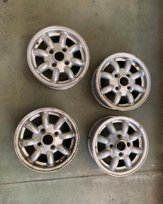 4 cerchi in lega R12 per mini