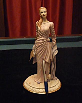 Capodimonte Certificato Medea by Rori cm 31