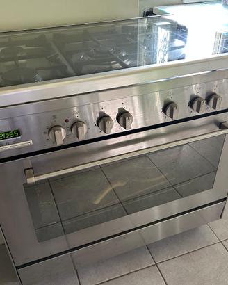Cucina più forno come nuovi