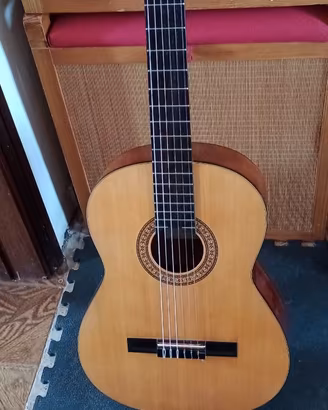 Chitarra classica vintage Aria A549