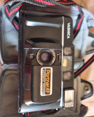 Yashica Partner AF Fotocamera Compatta 35 mm Nero