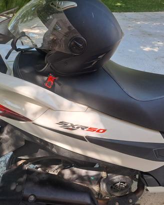 Scooter Aprilia SXR 50 anno 2024