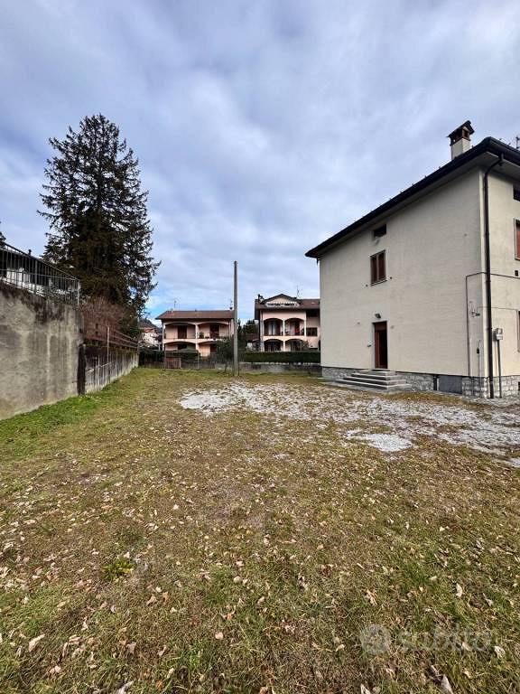 Casa – Valbrona, Piazzo - Vista 3