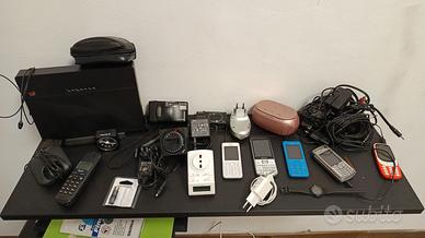 Vari smartphone - router e altro