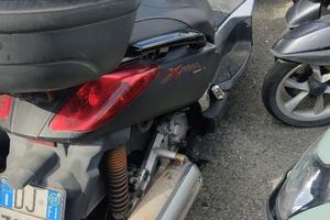yamaha x max black max 250