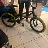 BMX DECATHLON