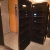 Armadi libreria autoportanti con specchi
