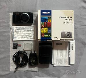Fotocamera Olympus VR-340 Nera + 2 SD e Custodia