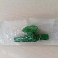 Catetere per aspirazione con valvola di controllo