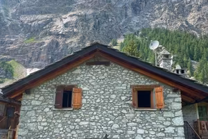 Villa di 160 m² con più di 5 locali a Courmayeur