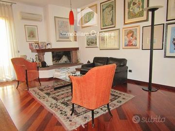 Prestigioso appartamento centrale