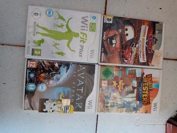 Set di 4 giochi nintendo Wii