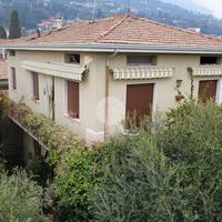 VILLA SINGOLA A TOSCOLANO-MADERNO