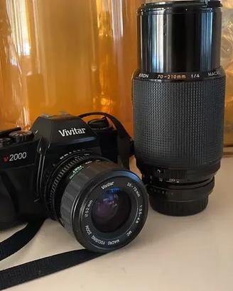 Vivitar V2000 con 2 zoom 35-70mm e 70-210mm