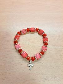 Braccialetto da donna con perle e croce