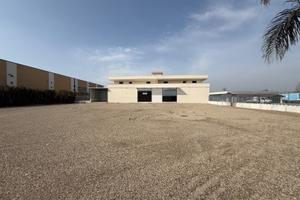 Capannone uso deposito con piazzale nuova costruzi