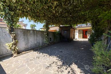 Casa accostata - Gradisca d'Isonzo