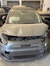 Fiat 500 500e Cabrio 42 kWh La Prima - INCIDENTATA