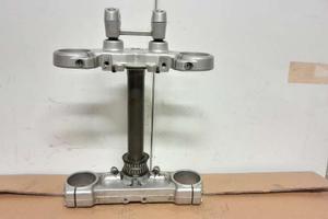 Piastre di sterzo + riser Ducati Multistrada 1100