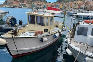 Barca da pesca con licenza