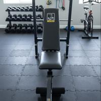 Panca multifunzione per allenamento