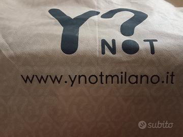 Borsa con portafoglio firmari