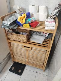 Mobile porta biancheria 