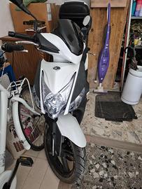 scooter KYMCO