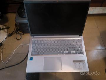 ASUS Vivobook modello F1605Z