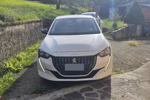 Peugeot 208  Allure 100cv