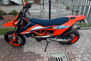 ktm 690 smc-r 2023