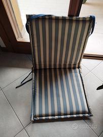 Tavolo e sedie da giardino