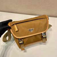 Borsa prada messenger Re-nylon