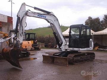 Escavatore usato HANIX H75