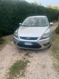 FORD FOCUS 1.6 BENZINA-GPL