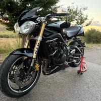 Triumph street triple 675