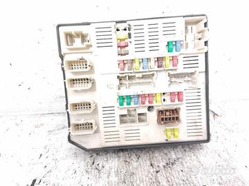 CENTRALINA PORTA FUSIBILI RENAULT Megane Serie 284