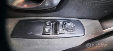 RENAULT MEGANE 2010 - PULSANTIERA ALZAVETRO SINIST