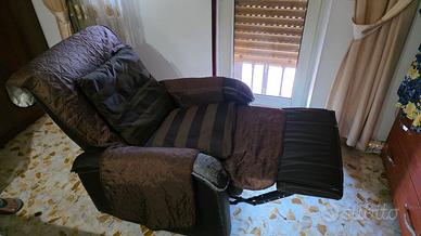 Poltrona reclinabile