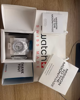 Swatch x Omega 