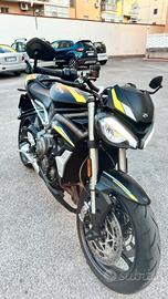 Triumph street triple 765 rs
