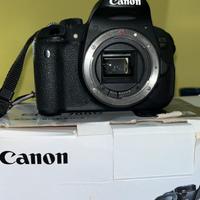Canon EOS 700D